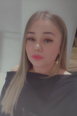 View London Escort Melanie